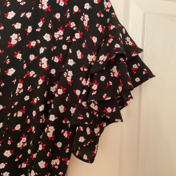 Max Studio floral wrap dress - Picture 7 of 7